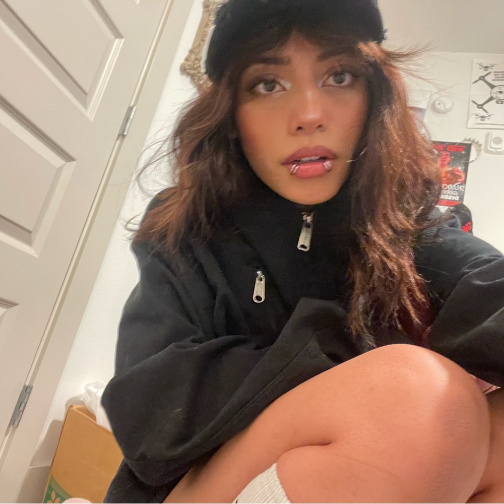 Meet your Posher, Leilani